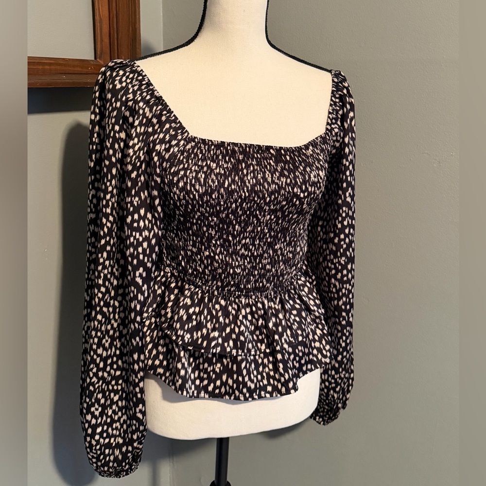 NWOT Mittoshop Black and Cream Patterned sz S top. Tube top upper w layers.